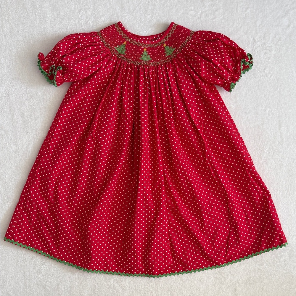 Shrimp & Grits Kids | Smocked Christmas Tree Polka Dot Dress Red/White (5)